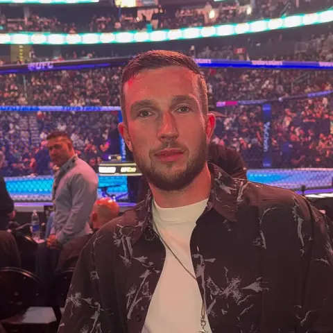 Pablo BeFirst at UFC ringside